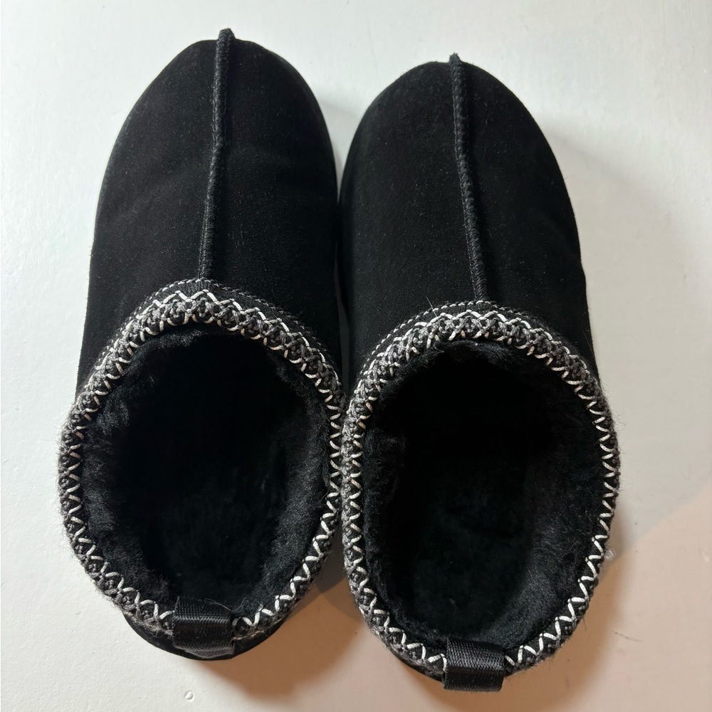 Cozy Black Shoes with Silver Trim